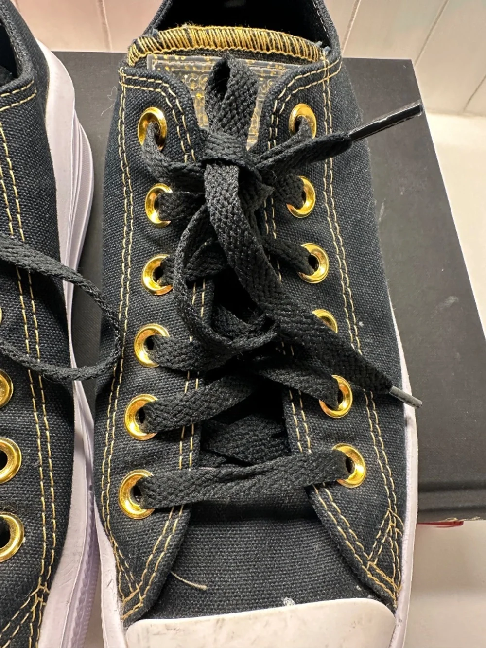 Custom converse Sz 8